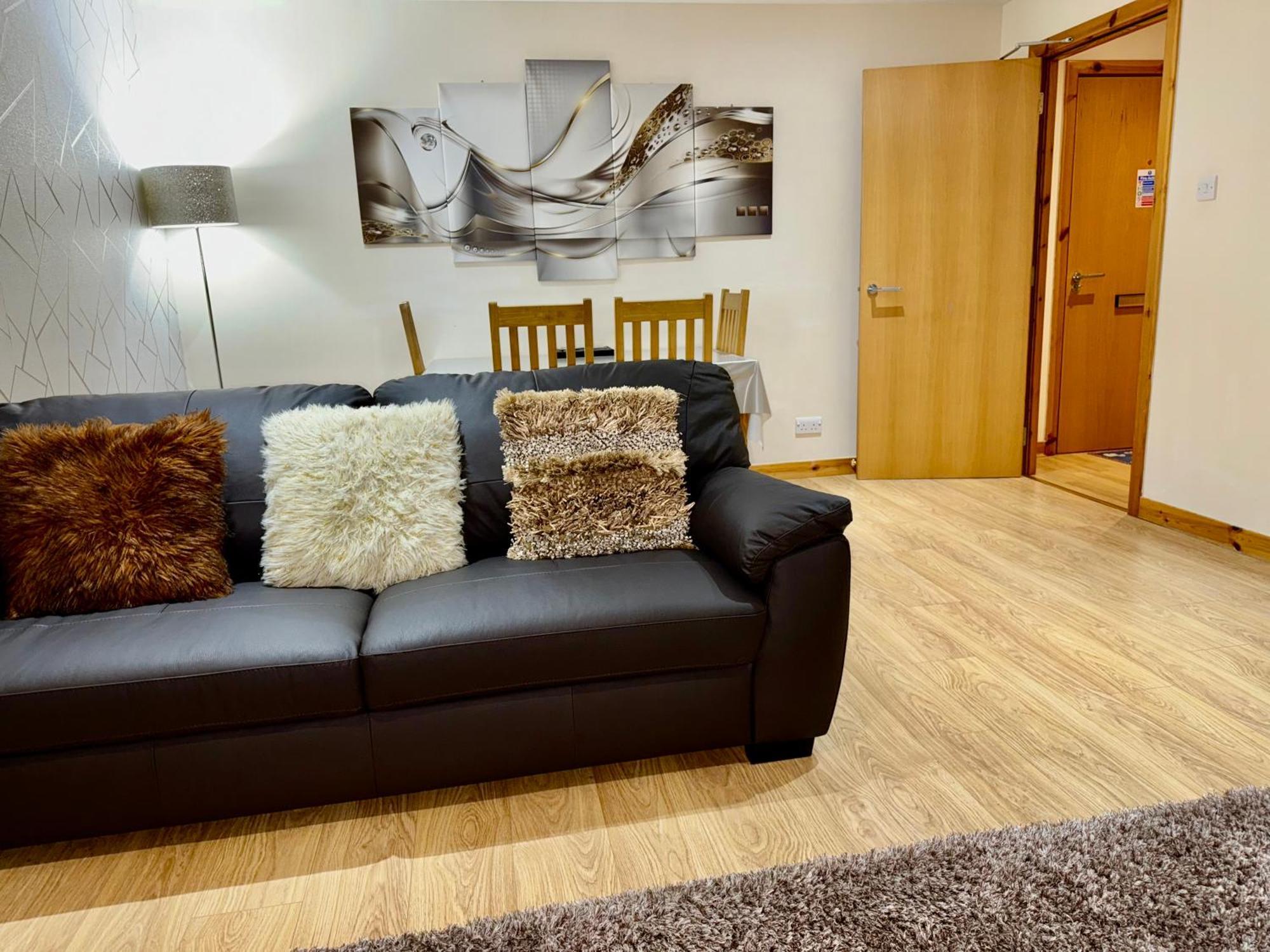 Azim And Suzi'S City Centre Apartment Inverness Bagian luar foto
