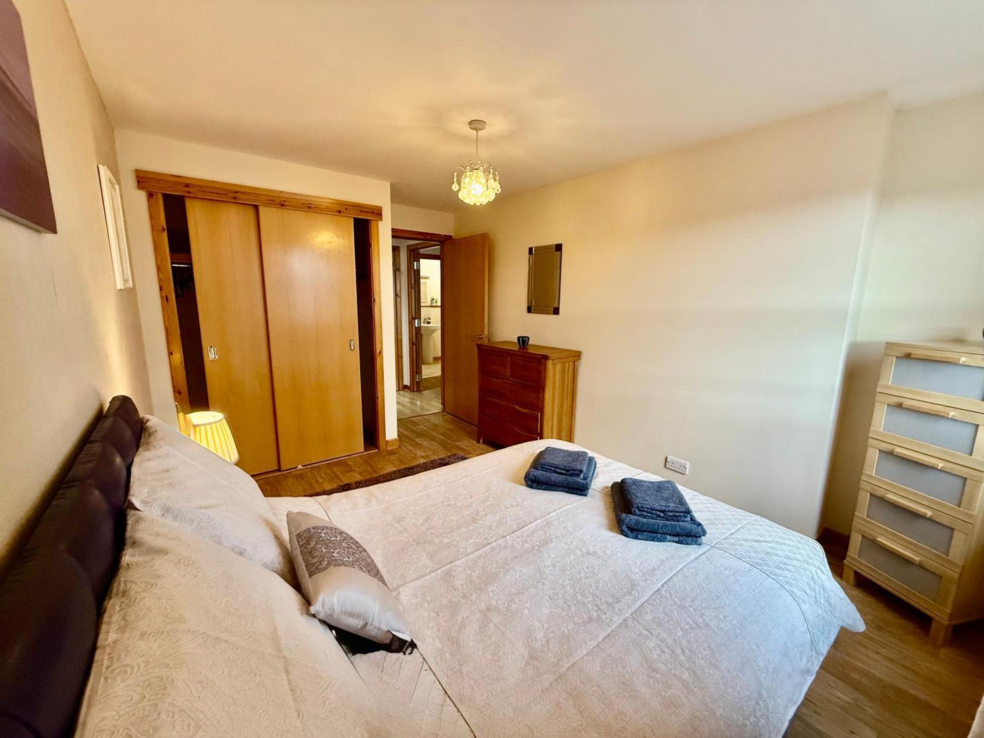 Azim And Suzi'S City Centre Apartment Inverness Bagian luar foto