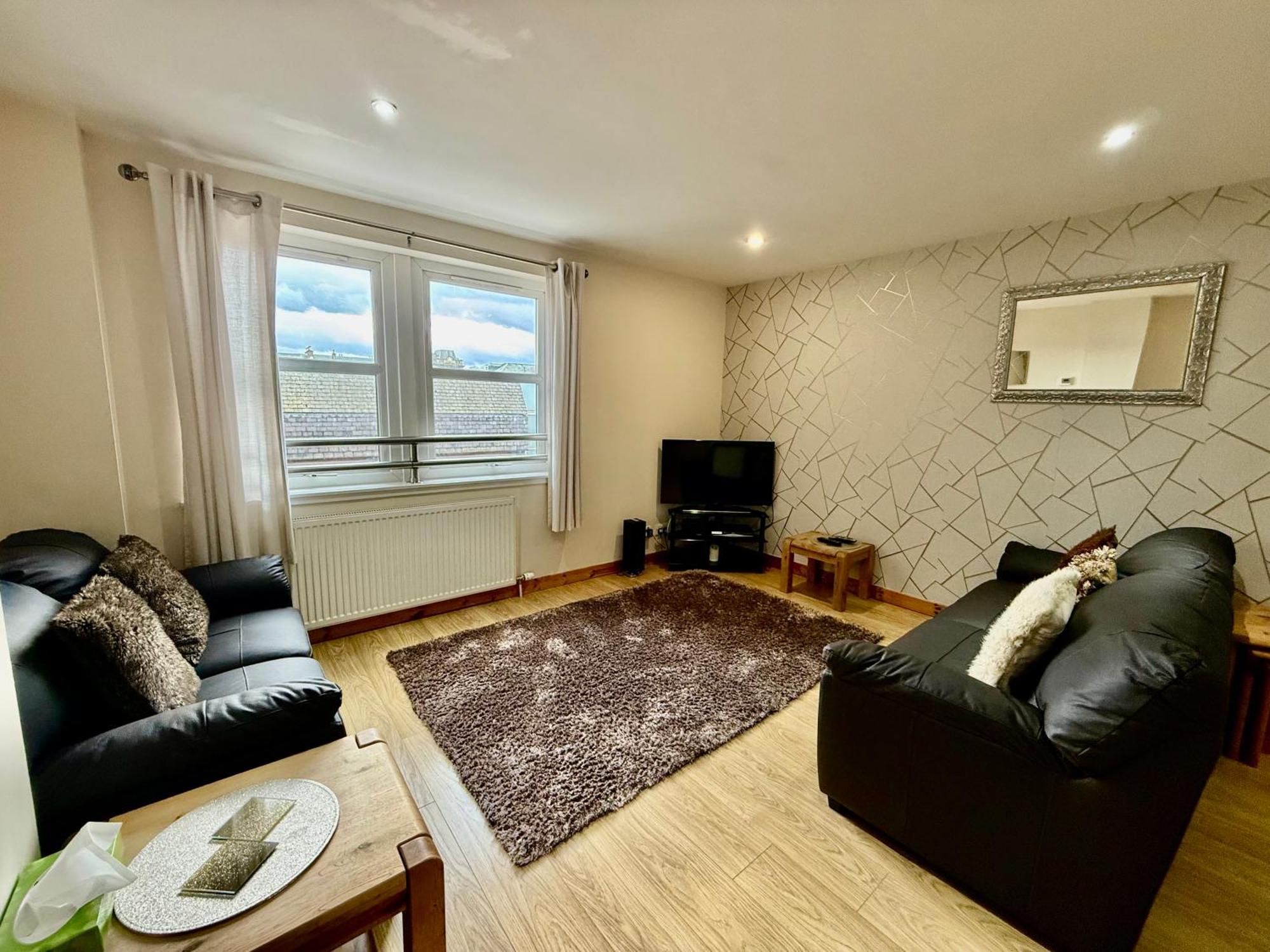 Azim And Suzi'S City Centre Apartment Inverness Bagian luar foto