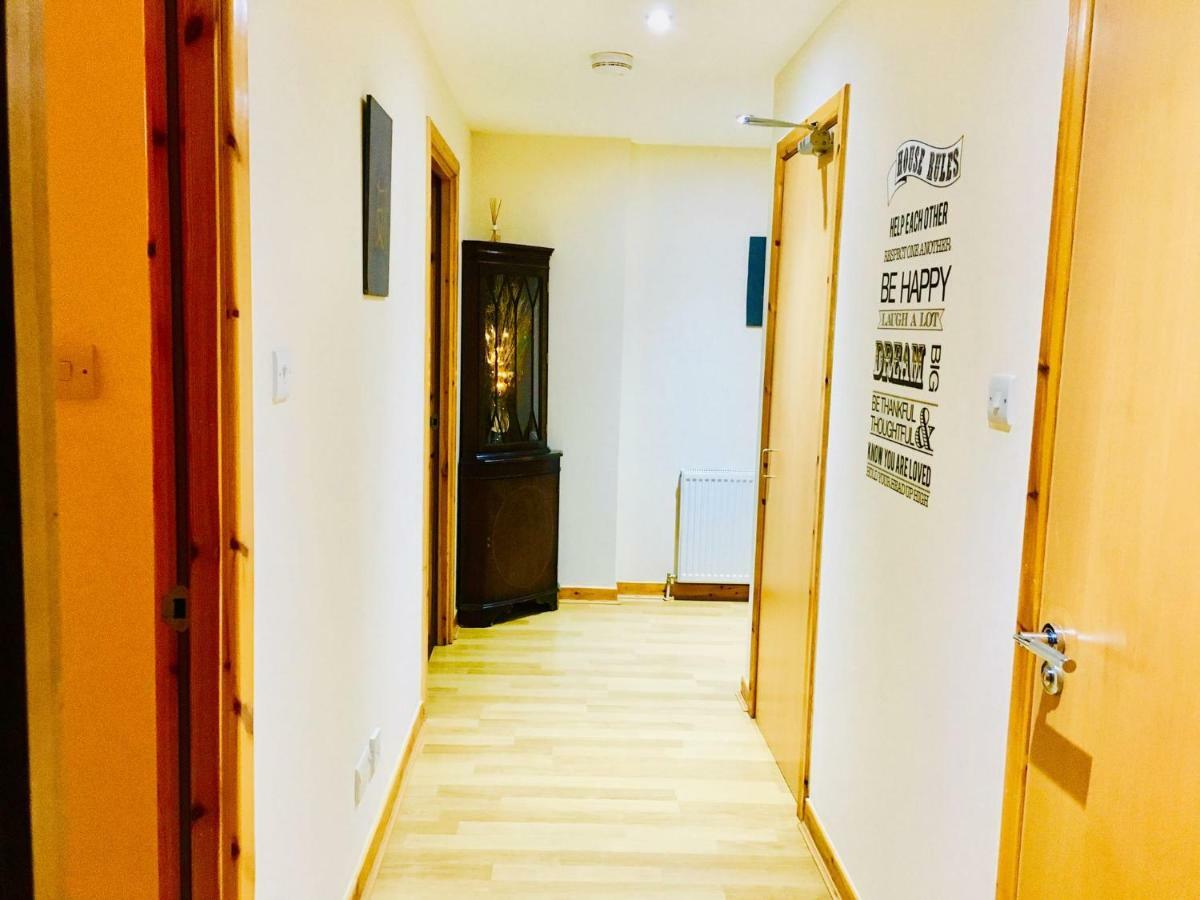 Azim And Suzi'S City Centre Apartment Inverness Bagian luar foto